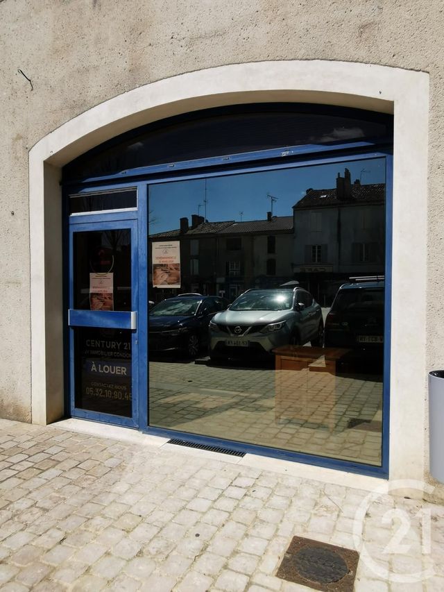 Appartement Local à louer - 2 pièces - 50,71 m2 - Condom - 32 - MIDI-PYRENEES