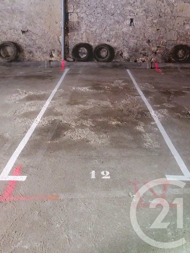 Parking &agrave; louer - 9 m2 - Lectoure - 32 - MIDI-PYRENEES