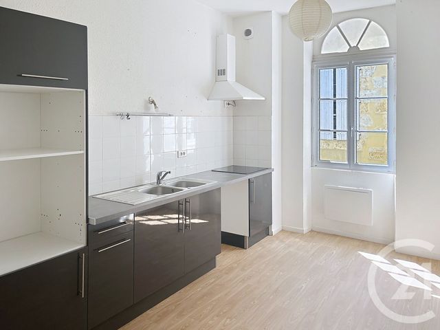 Appartement F3 à louer - 4 pièces - 100,02 m2 - Fleurance - 32 - MIDI-PYRENEES