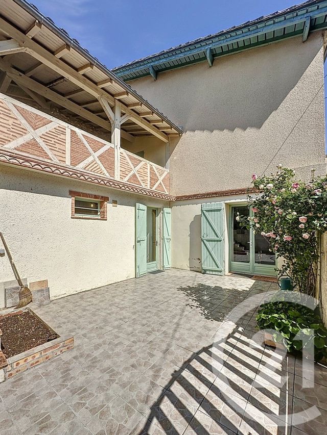 Maison à vendre - 6 pièces - 136,56 m2 - St Clar - 32 - MIDI-PYRENEES