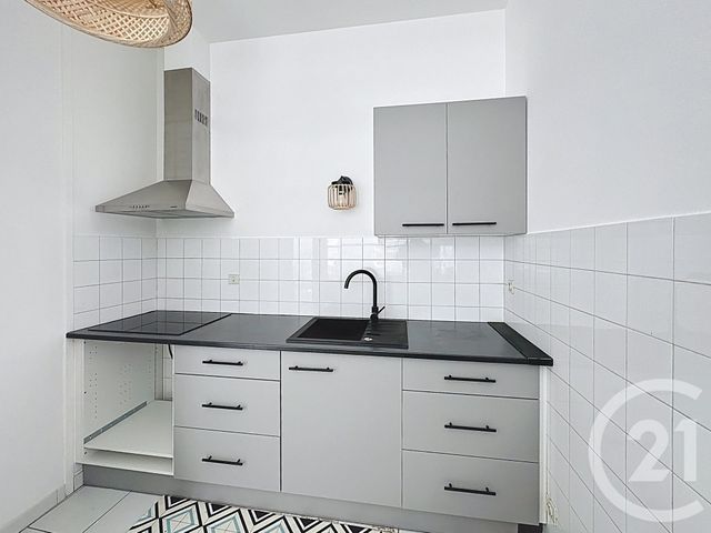 Appartement F2 à louer - 2 pièces - 67,45 m2 - Condom - 32 - MIDI-PYRENEES