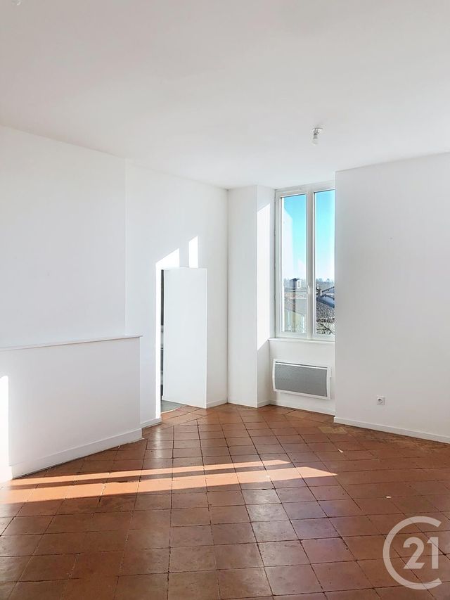 Appartement F3 à louer - 3 pièces - 72,46 m2 - Fleurance - 32 - MIDI-PYRENEES