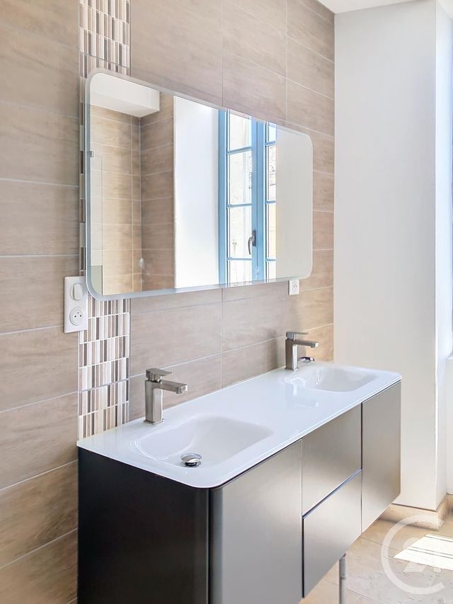 Maison &agrave; louer - 3 pi&egrave;ces - 91,12 m2 - Lectoure - 32 - MIDI-PYRENEES