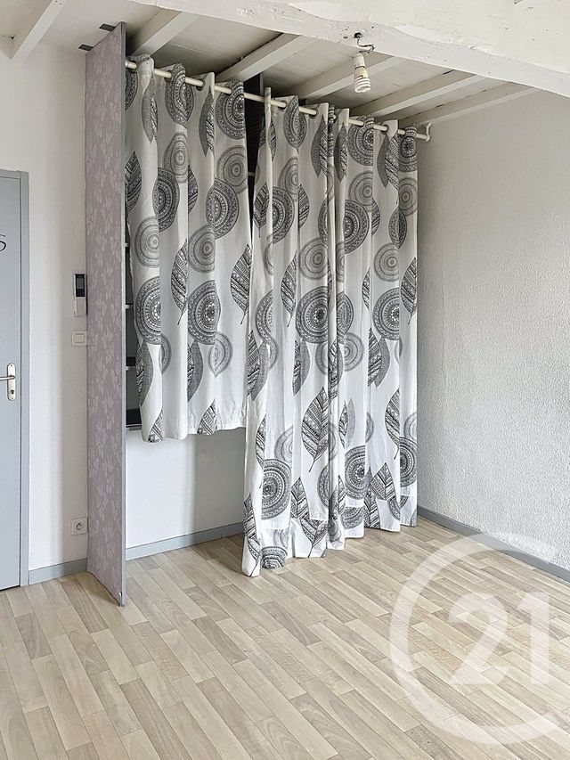 Appartement F3 &agrave; louer - 3 pi&egrave;ces - 80,10 m2 - Fleurance - 32 - MIDI-PYRENEES