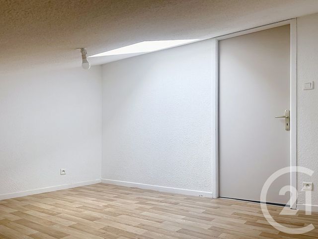 Appartement F3 &agrave; louer - 3 pi&egrave;ces - 76,92 m2 - Fleurance - 32 - MIDI-PYRENEES