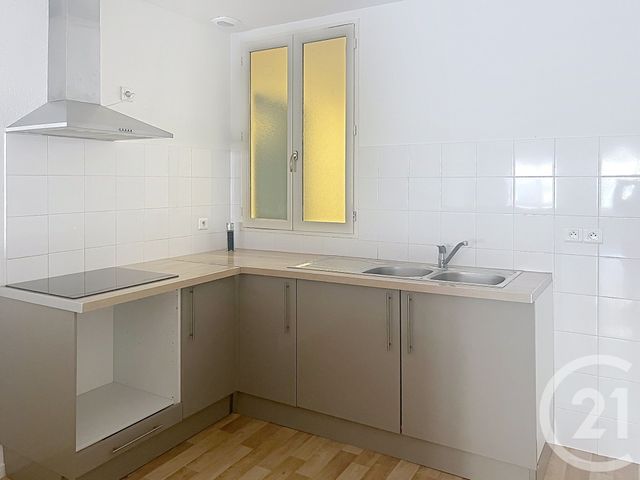Appartement F3 &agrave; louer - 3 pi&egrave;ces - 76,92 m2 - Fleurance - 32 - MIDI-PYRENEES