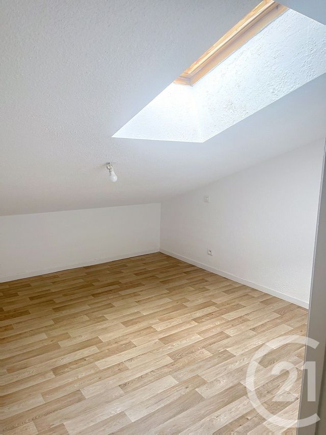 Appartement F3 &agrave; louer - 3 pi&egrave;ces - 76,92 m2 - Fleurance - 32 - MIDI-PYRENEES