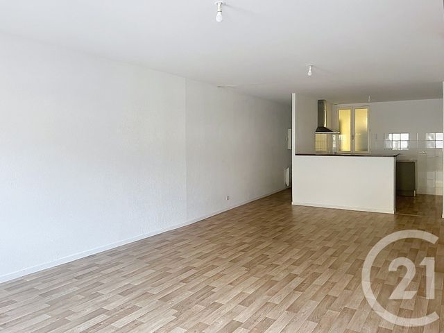 Appartement F3 &agrave; louer - 3 pi&egrave;ces - 76,92 m2 - Fleurance - 32 - MIDI-PYRENEES