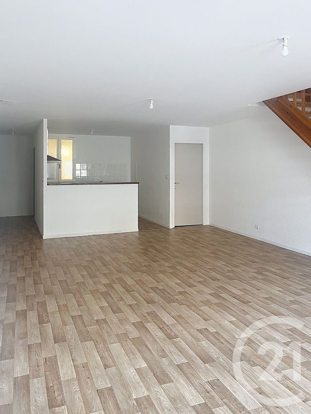 Appartement F3 &agrave; louer - 3 pi&egrave;ces - 76,92 m2 - Fleurance - 32 - MIDI-PYRENEES