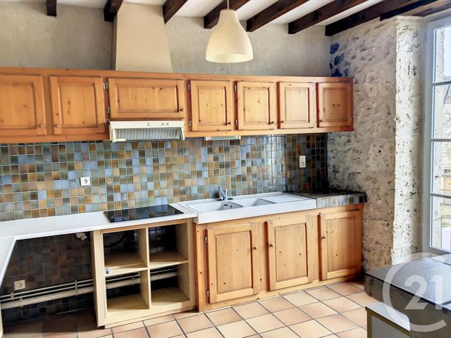 Appartement F4 &agrave; louer - 4 pi&egrave;ces - 95,20 m2 - St Clar - 32 - MIDI-PYRENEES