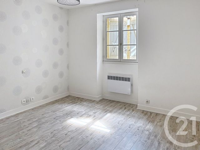 Appartement F3 &agrave; louer - 3 pi&egrave;ces - 85,44 m2 - Fleurance - 32 - MIDI-PYRENEES