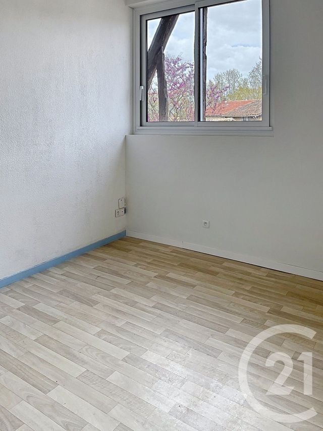 Appartement F3 &agrave; louer - 3 pi&egrave;ces - 78 m2 - Fleurance - 32 - MIDI-PYRENEES