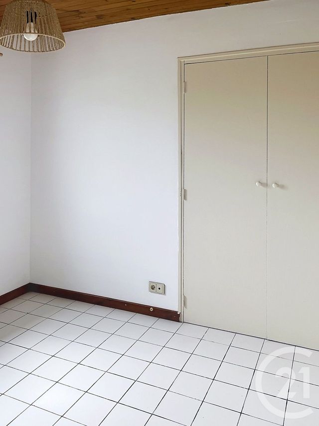 Maison &agrave; louer - 5 pi&egrave;ces - 128,44 m2 - Lavardens - 32 - MIDI-PYRENEES