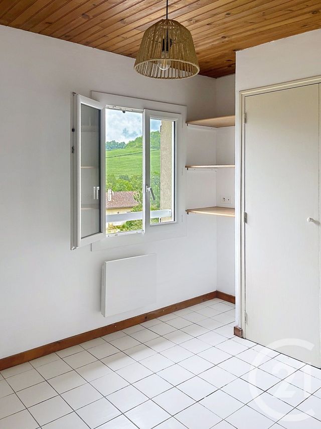 Maison &agrave; louer - 5 pi&egrave;ces - 128,44 m2 - Lavardens - 32 - MIDI-PYRENEES