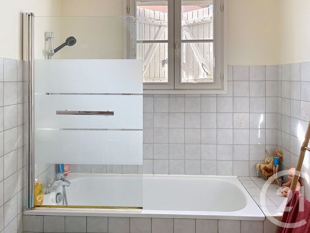 Appartement F4 &agrave; louer - 4 pi&egrave;ces - 104,73 m2 - Fleurance - 32 - MIDI-PYRENEES
