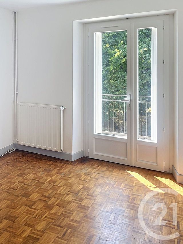 Appartement F4 &agrave; louer - 5 pi&egrave;ces - 108,62 m2 - Fleurance - 32 - MIDI-PYRENEES