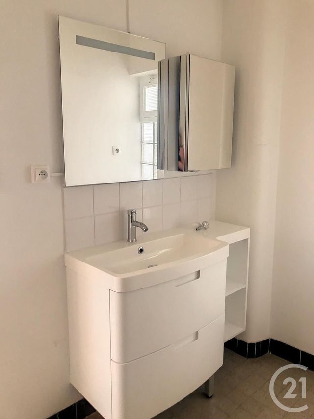 Appartement F4 &agrave; louer - 5 pi&egrave;ces - 108,62 m2 - Fleurance - 32 - MIDI-PYRENEES
