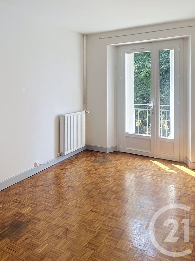 Appartement F4 &agrave; louer - 5 pi&egrave;ces - 108,62 m2 - Fleurance - 32 - MIDI-PYRENEES