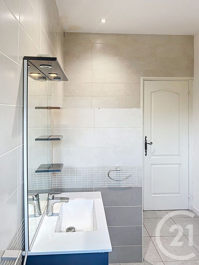 Maison &agrave; louer - 5 pi&egrave;ces - 112,37 m2 - Condom - 32 - MIDI-PYRENEES