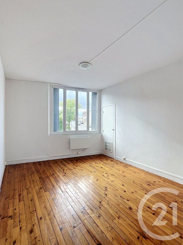 Appartement F5 &agrave; louer - 4 pi&egrave;ces - 87,46 m2 - St Clar - 32 - MIDI-PYRENEES