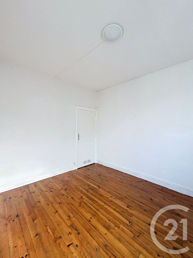 Appartement F5 &agrave; louer - 4 pi&egrave;ces - 87,46 m2 - St Clar - 32 - MIDI-PYRENEES