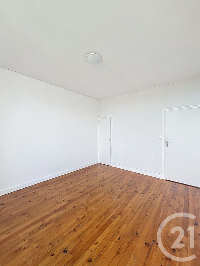 Appartement F5 &agrave; louer - 4 pi&egrave;ces - 87,46 m2 - St Clar - 32 - MIDI-PYRENEES
