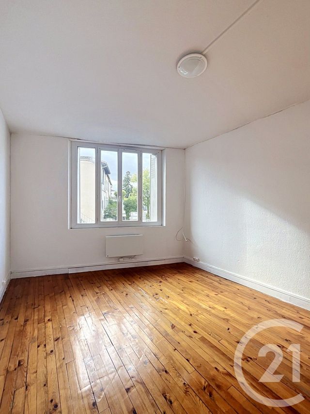 Appartement F5 &agrave; louer - 4 pi&egrave;ces - 87,46 m2 - St Clar - 32 - MIDI-PYRENEES