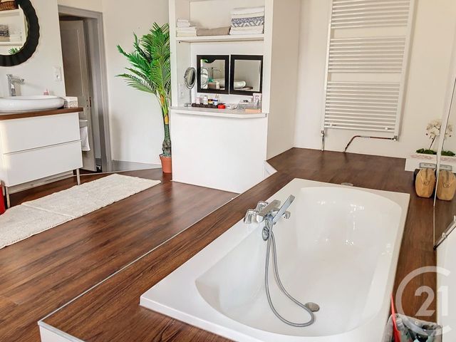 Maison &agrave; louer - 5 pi&egrave;ces - 206,04 m2 - Fleurance - 32 - MIDI-PYRENEES