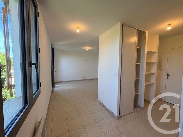 Appartement F1 &agrave; louer - 1 pi&egrave;ce - 31 m2 - Fleurance - 32 - MIDI-PYRENEES