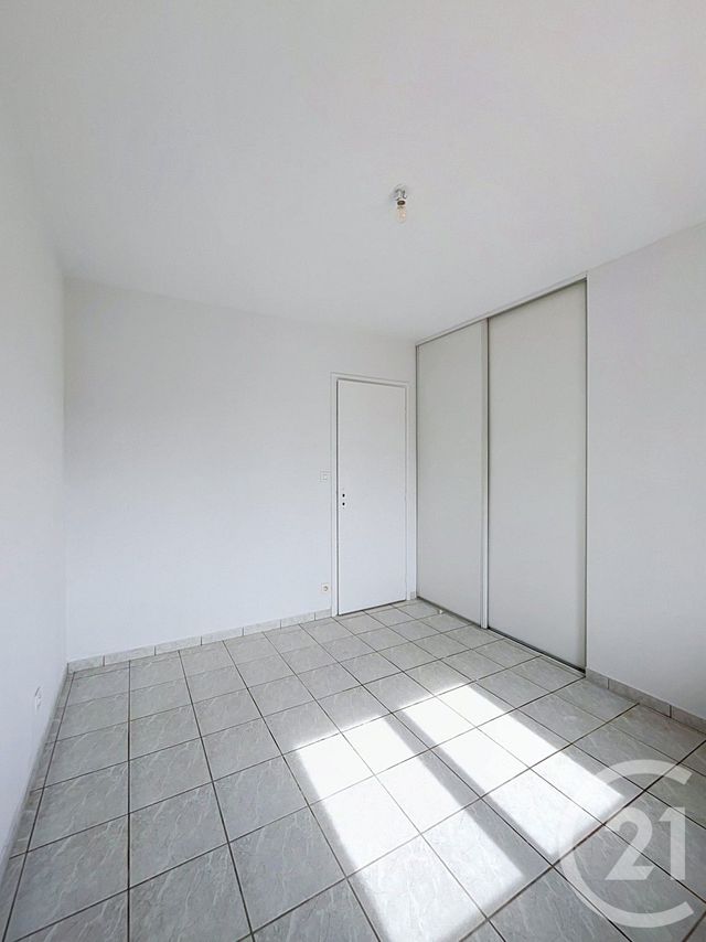 Maison &agrave; louer - 4 pi&egrave;ces - 82,49 m2 - Castera Verduzan - 32 - MIDI-PYRENEES