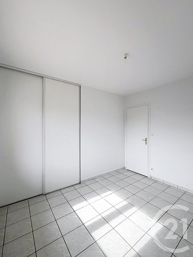 Maison &agrave; louer - 4 pi&egrave;ces - 82,49 m2 - Castera Verduzan - 32 - MIDI-PYRENEES