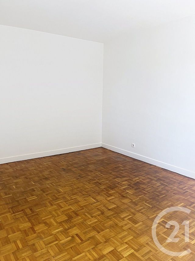 Appartement F3 &agrave; louer - 3 pi&egrave;ces - 86,36 m2 - Fleurance - 32 - MIDI-PYRENEES