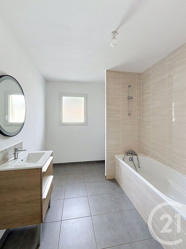 Maison &agrave; louer - 4 pi&egrave;ces - 80,10 m2 - Caussens - 32 - MIDI-PYRENEES