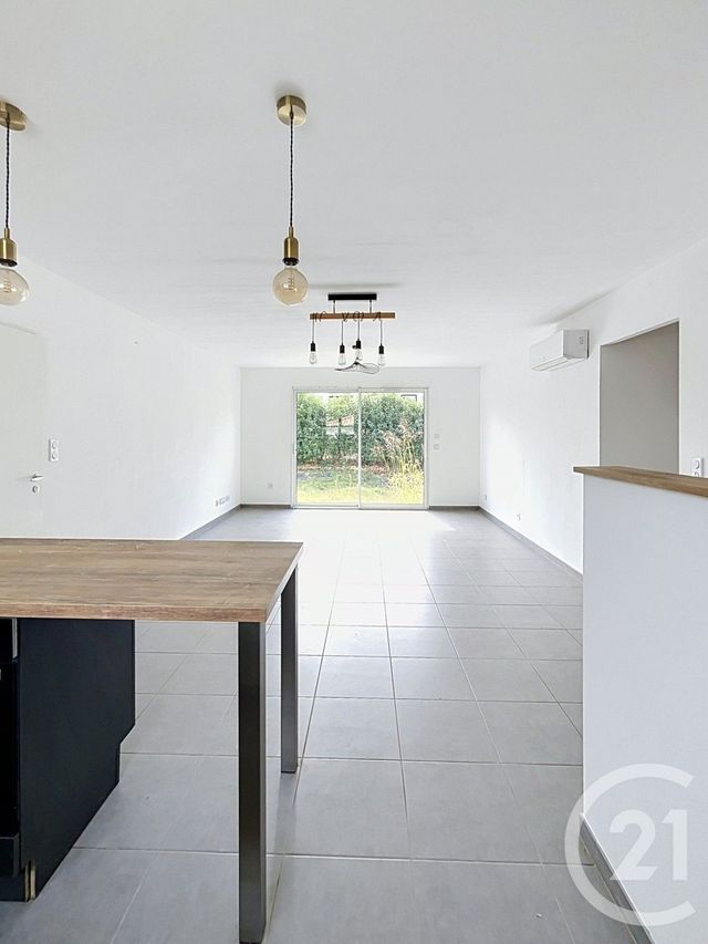 Maison &agrave; louer - 4 pi&egrave;ces - 80,10 m2 - Caussens - 32 - MIDI-PYRENEES