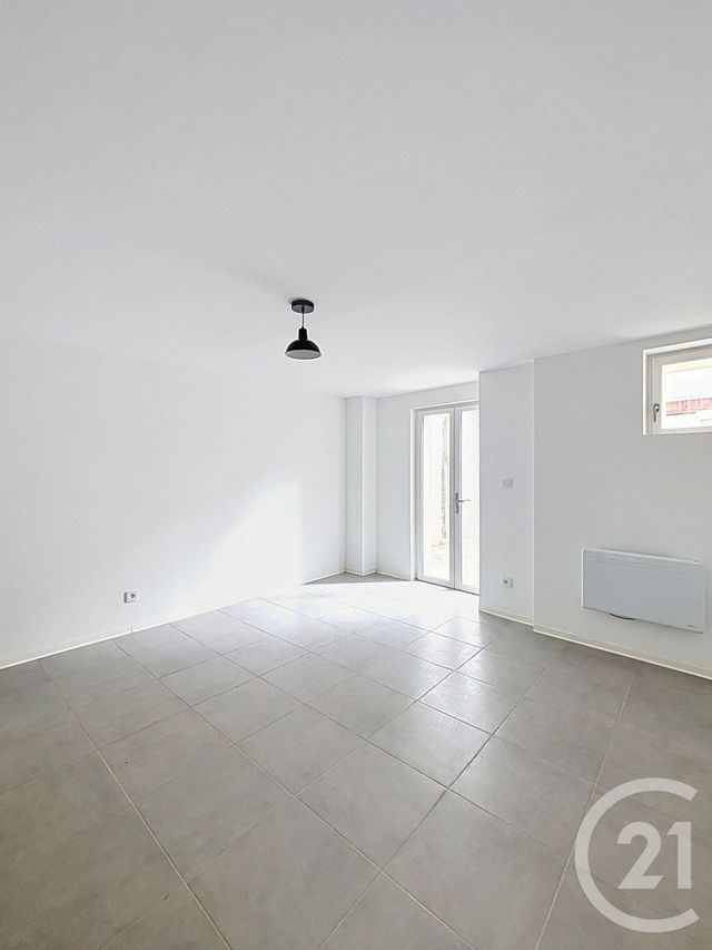 Appartement F2 &agrave; louer - 2 pi&egrave;ces - 46,62 m2 - Fleurance - 32 - MIDI-PYRENEES