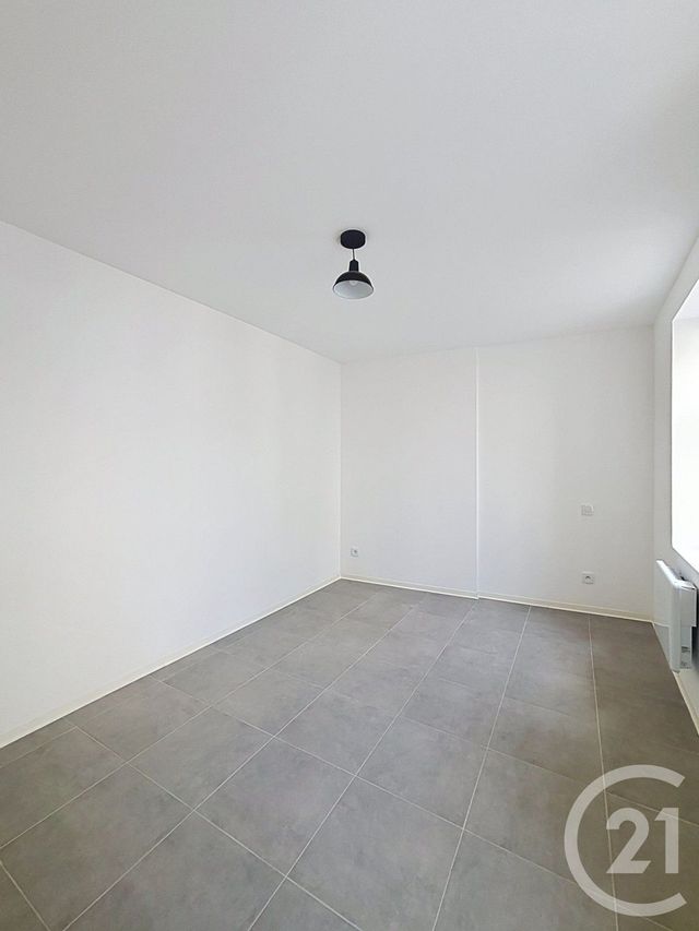 Appartement F2 &agrave; louer - 2 pi&egrave;ces - 46,62 m2 - Fleurance - 32 - MIDI-PYRENEES