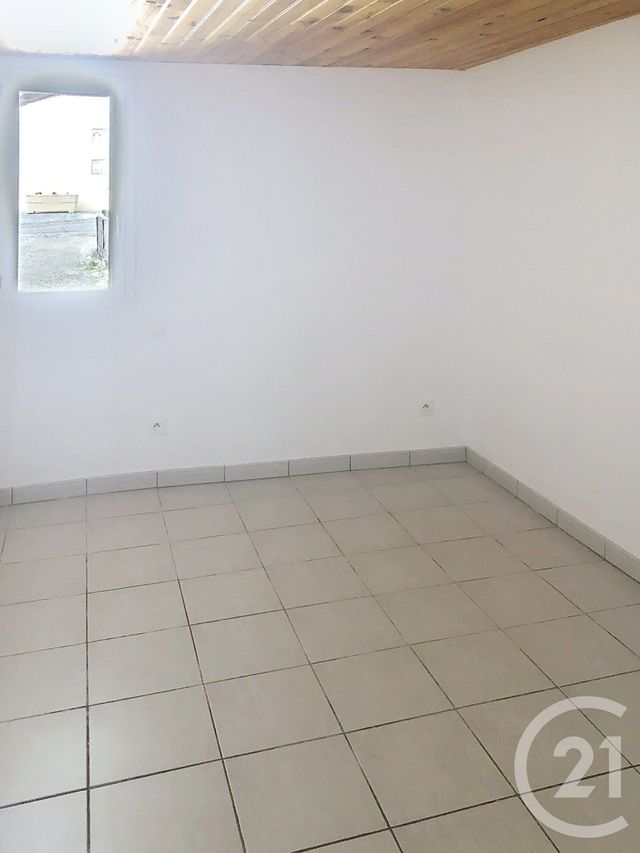 Maison &agrave; louer - 2 pi&egrave;ces - 72,81 m2 - Montestruc Sur Gers - 32 - MIDI-PYRENEES