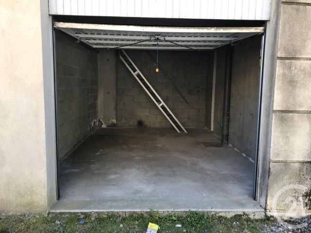 Parking à louer - 15,60 m2 - Auch - 32 - MIDI-PYRENEES